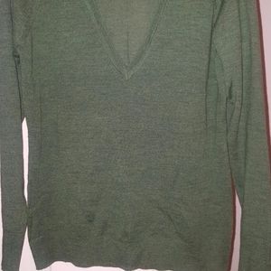 The limited L Kelly green merino wool Sweater